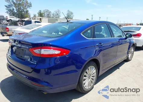2016 Ford Fusion Hybrid Se z USA, uszkodzony, nr VIN 3FA6P0LU2GR356101
